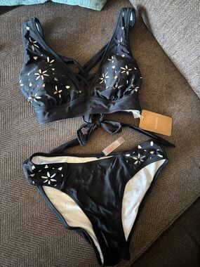 RIHOAS Black Two-Piece Bikini Set with White Lining sz small nwt